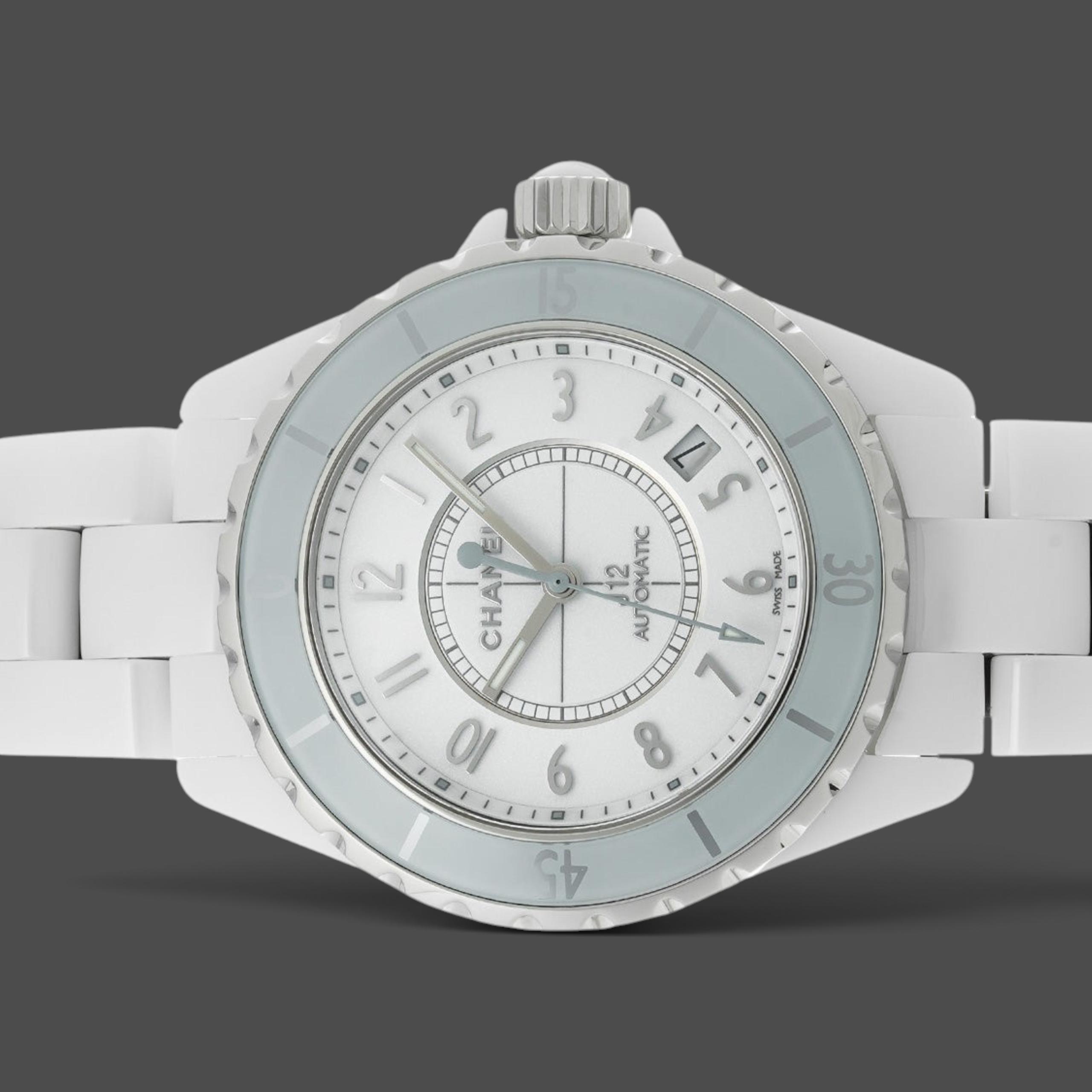 Chanel J12
