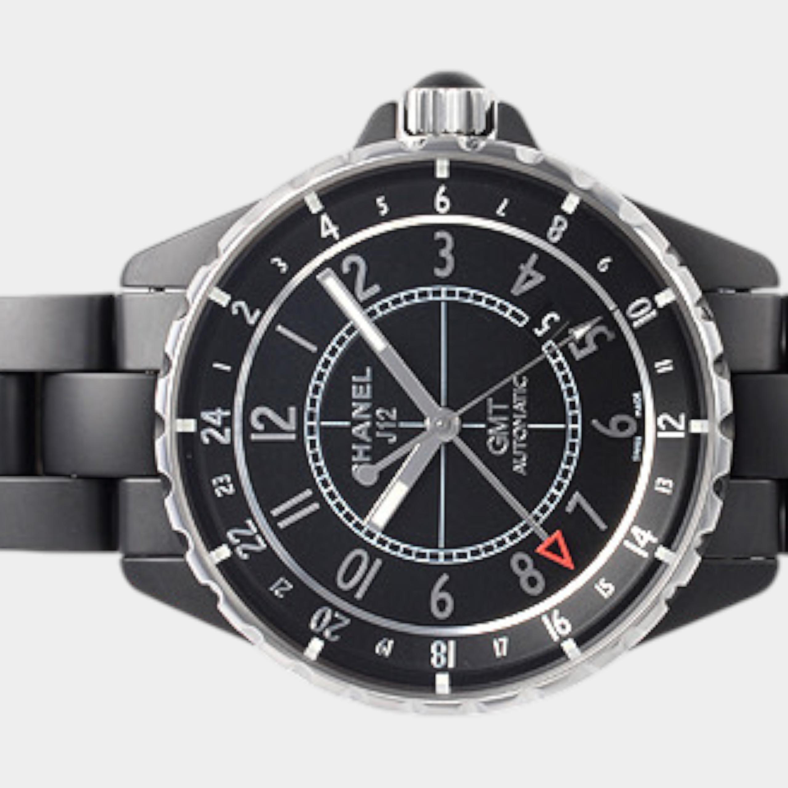 Chanel J12