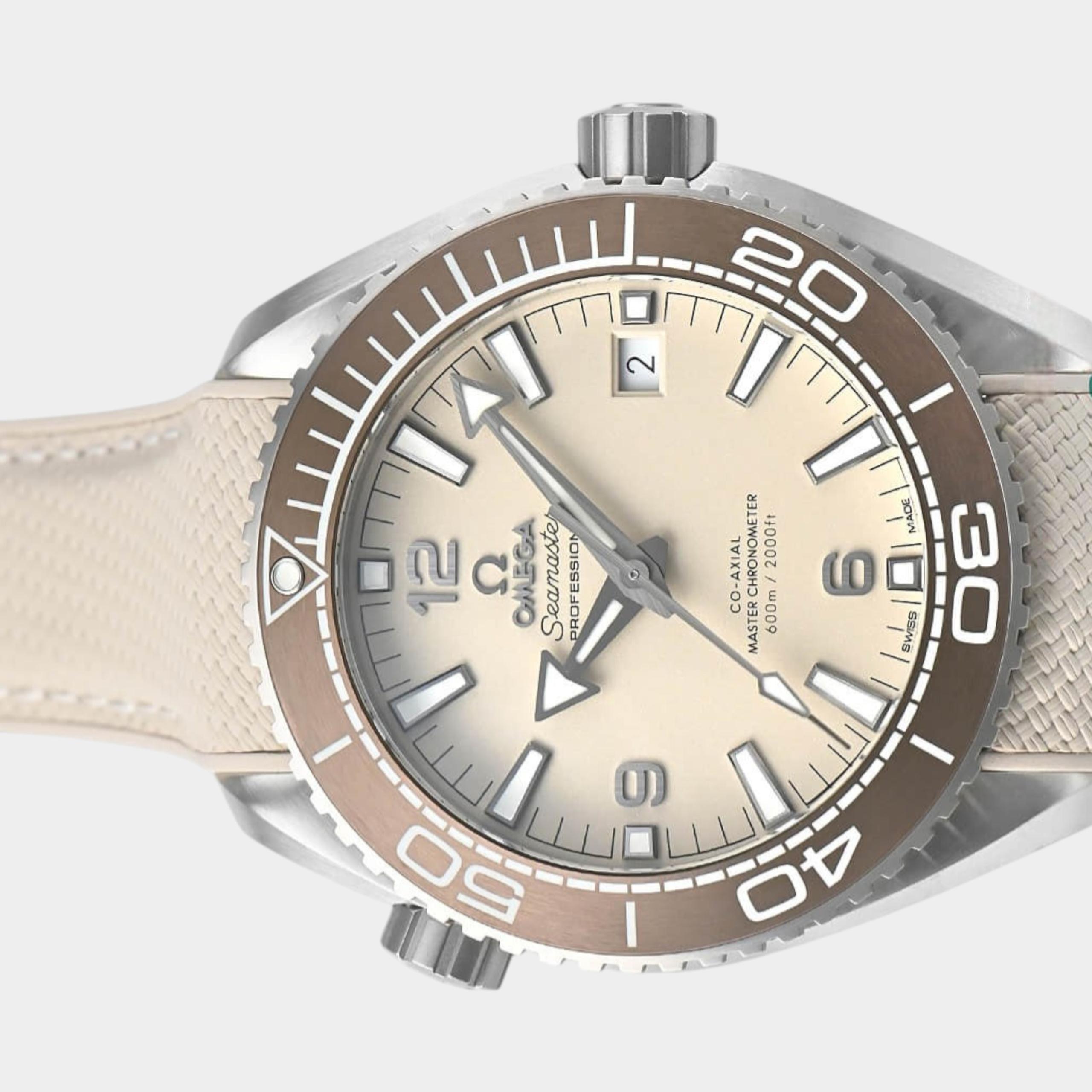 Omega Seamaster Planet Ocean 215.32.44.21.09.001