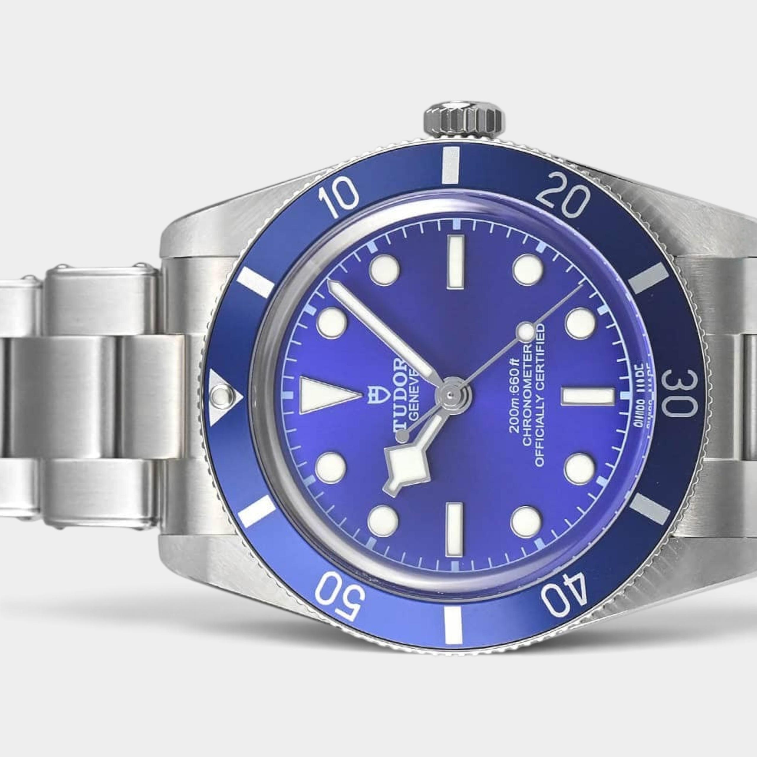 Black Bay 54
