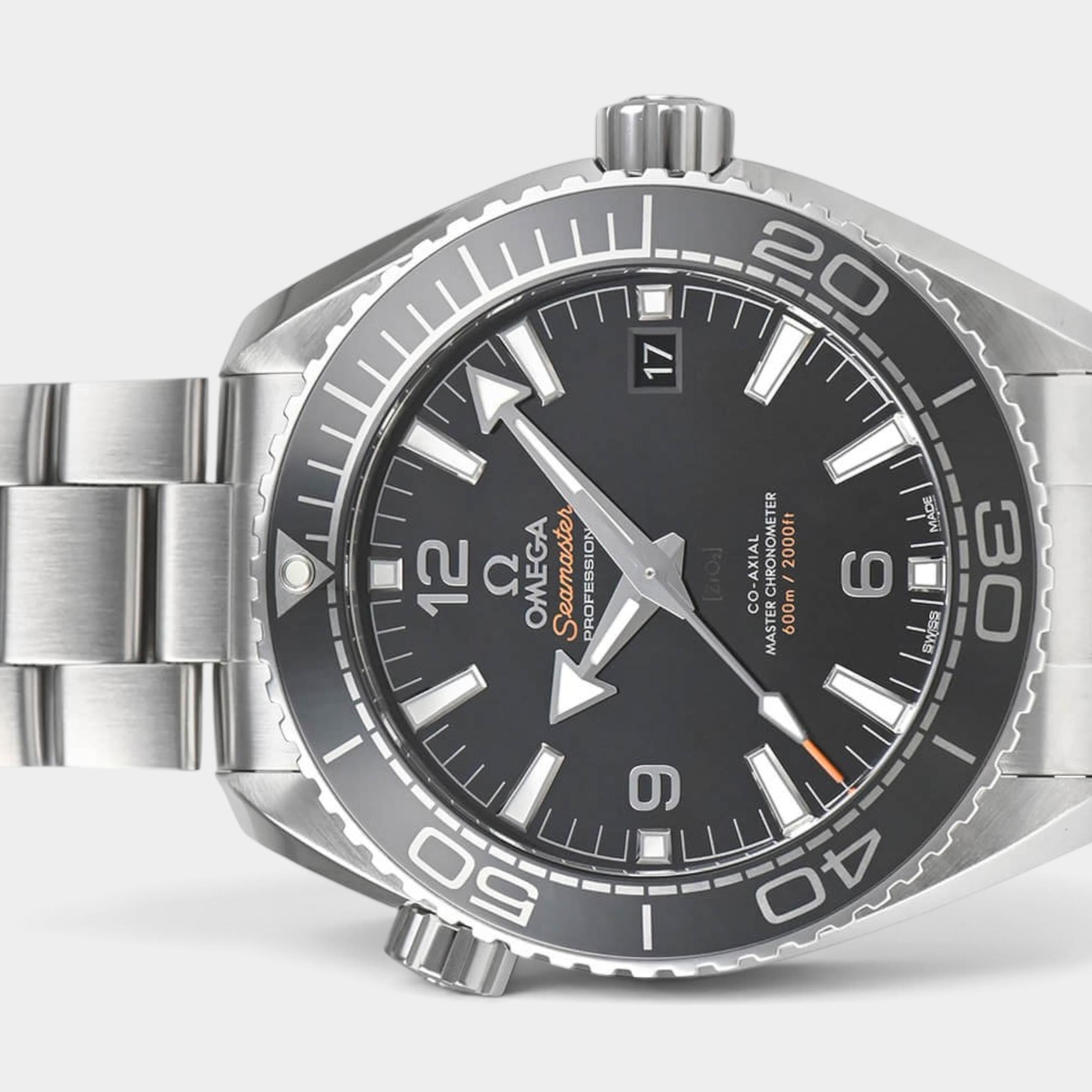 Omega Seamaster Planet Ocean 215.30.44.21.01.001