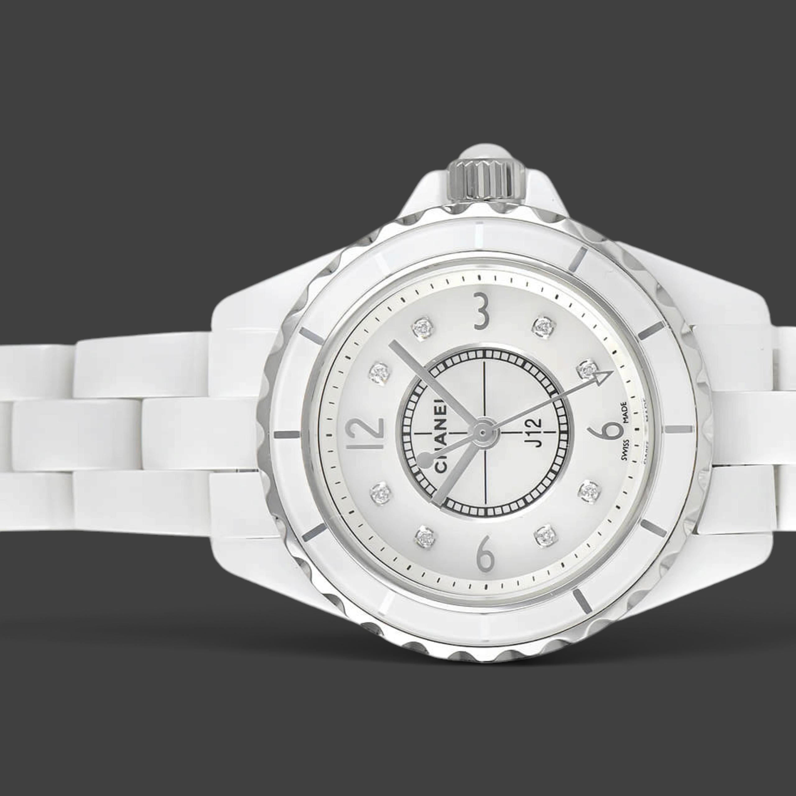 Chanel J12 H2570