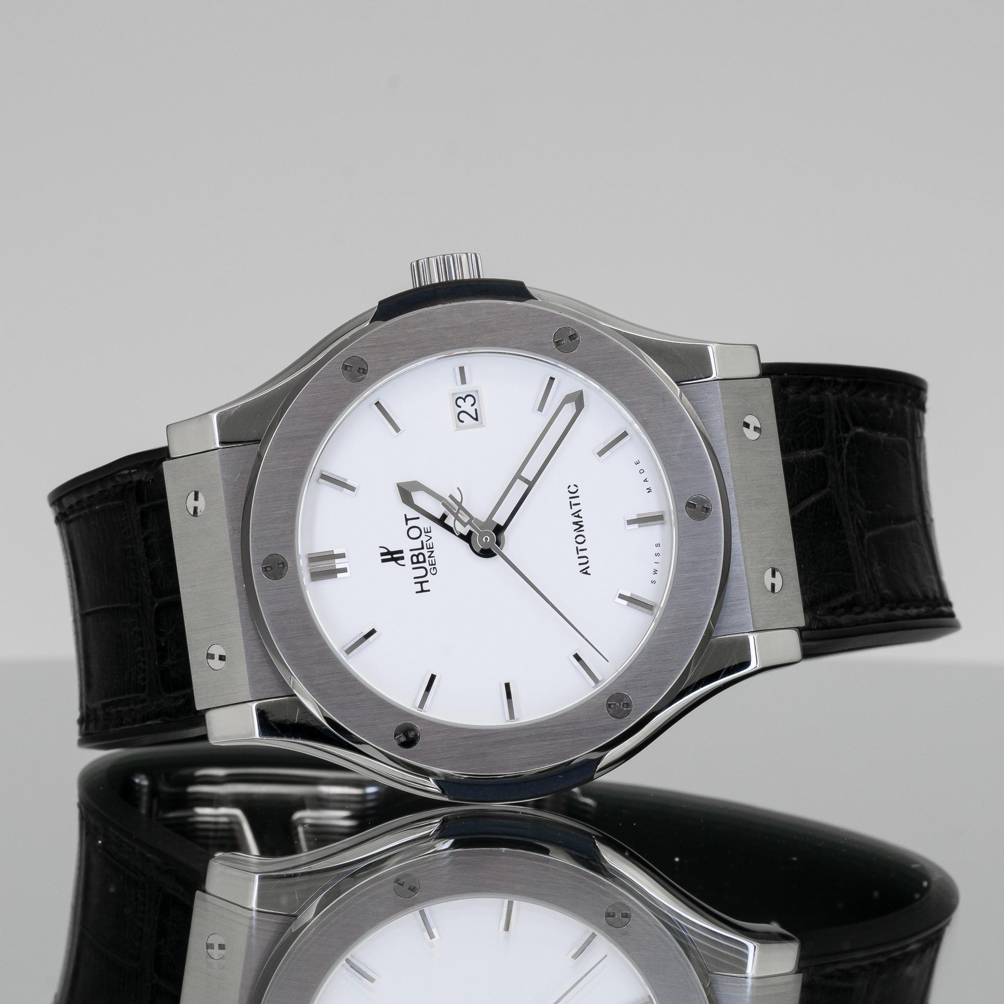 Hublot Classic Fusion 511.NX.2611.LR | White Dial Used (Very good) Men's watch/Unisex Buy in Switzerland