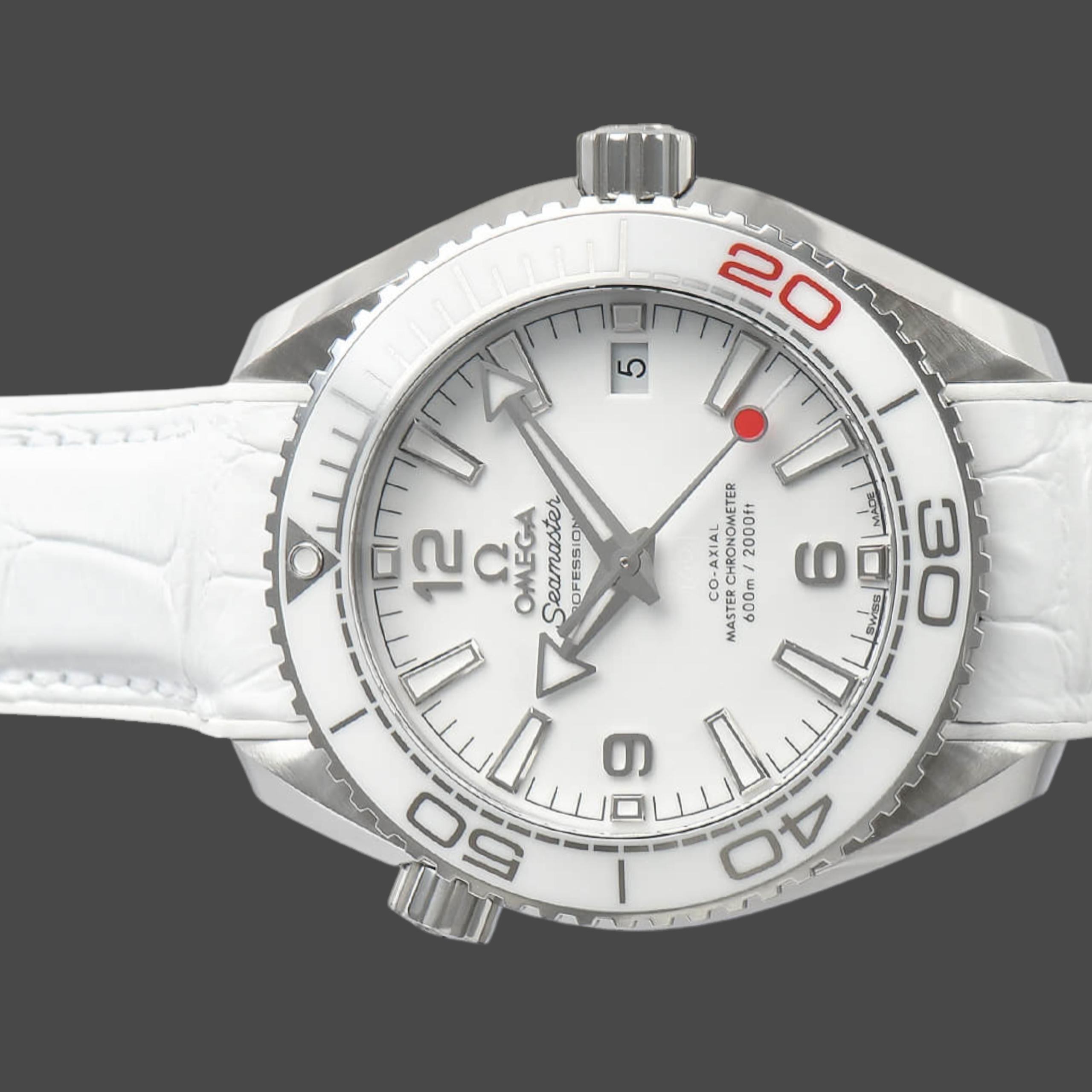 Omega Seamaster Planet Ocean 522.33.40.20.04.001 | White Dial Like new & unworn Men's watch/Unisex Buy in Switzerland
