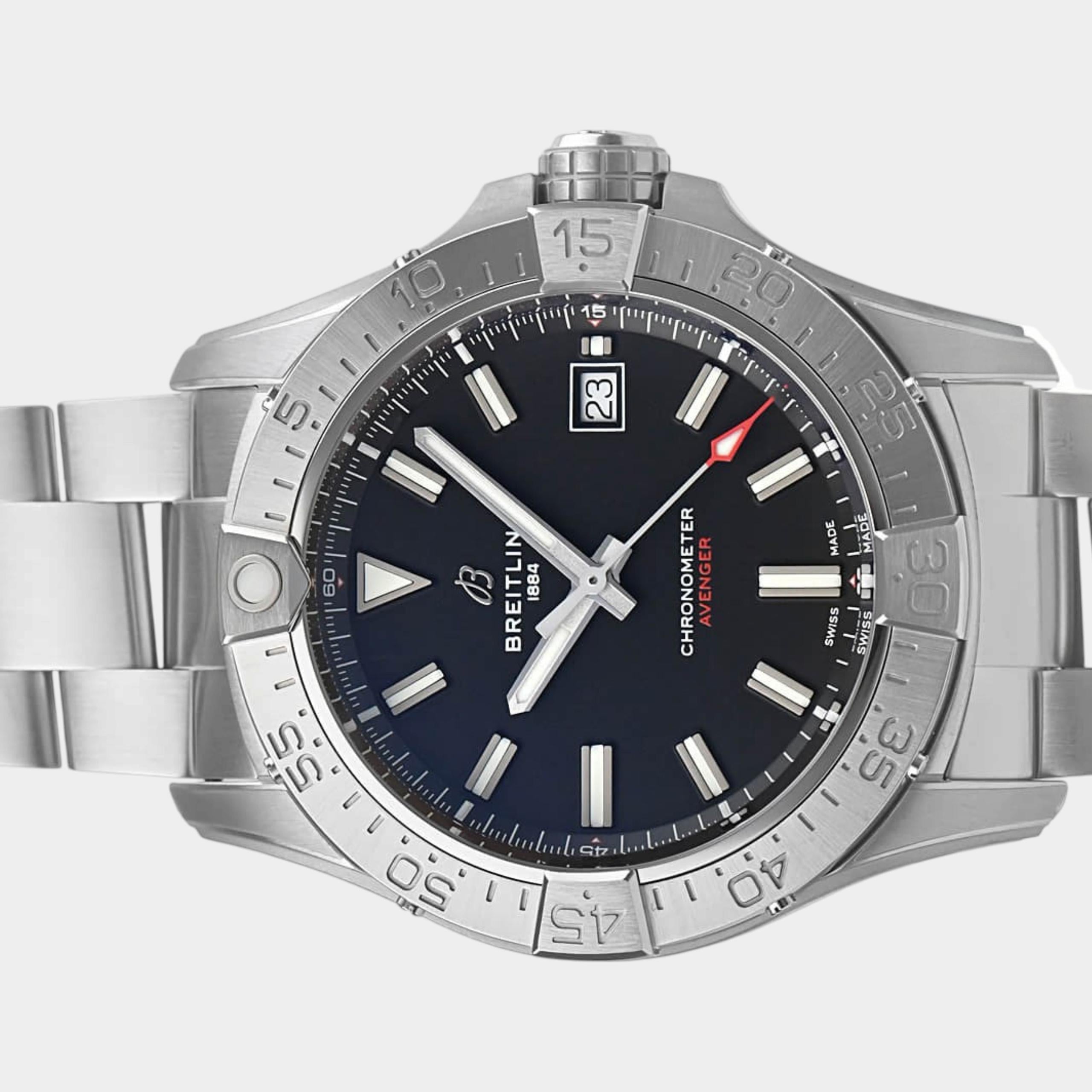 Breitling Avenger A17328101B1A1
