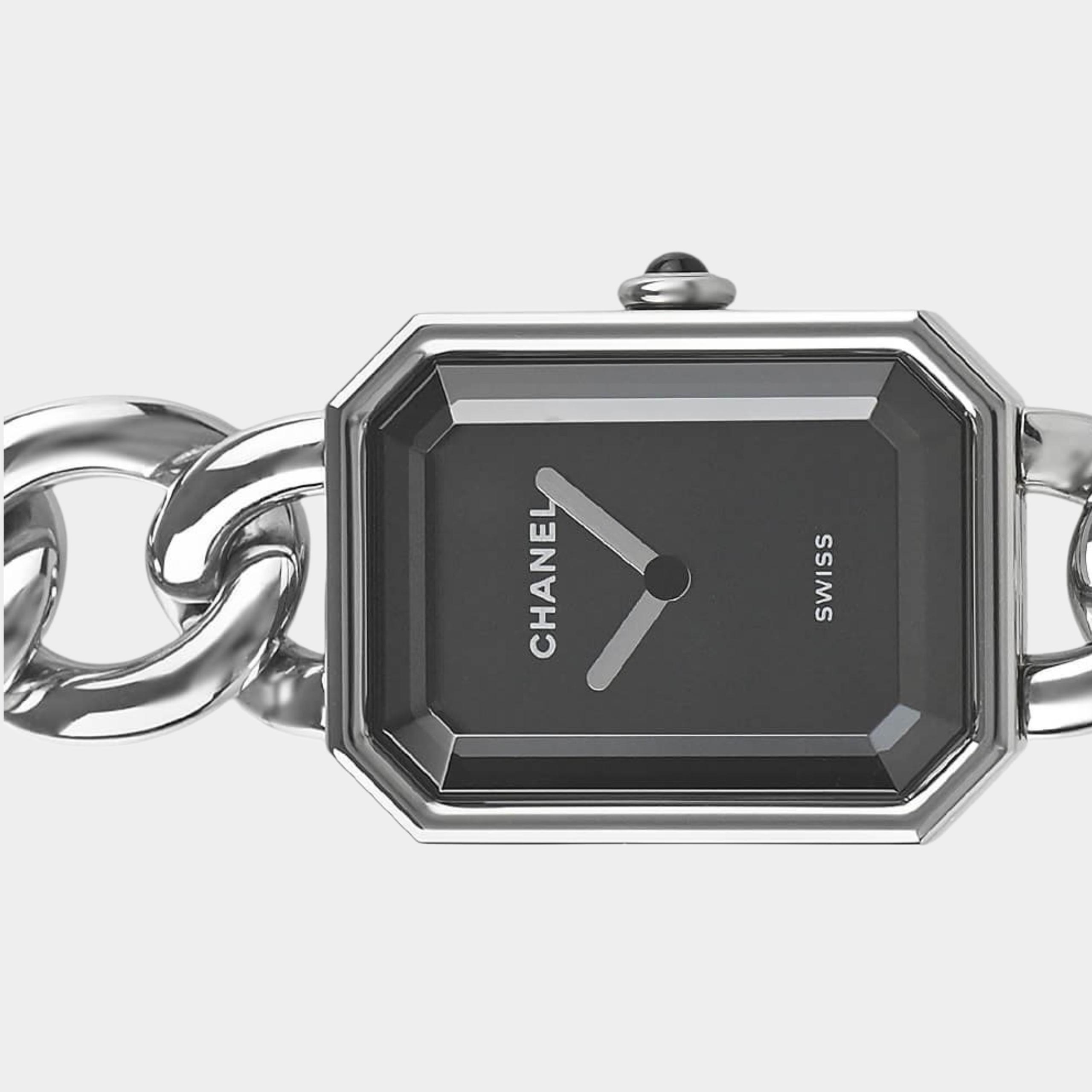 Chanel Première