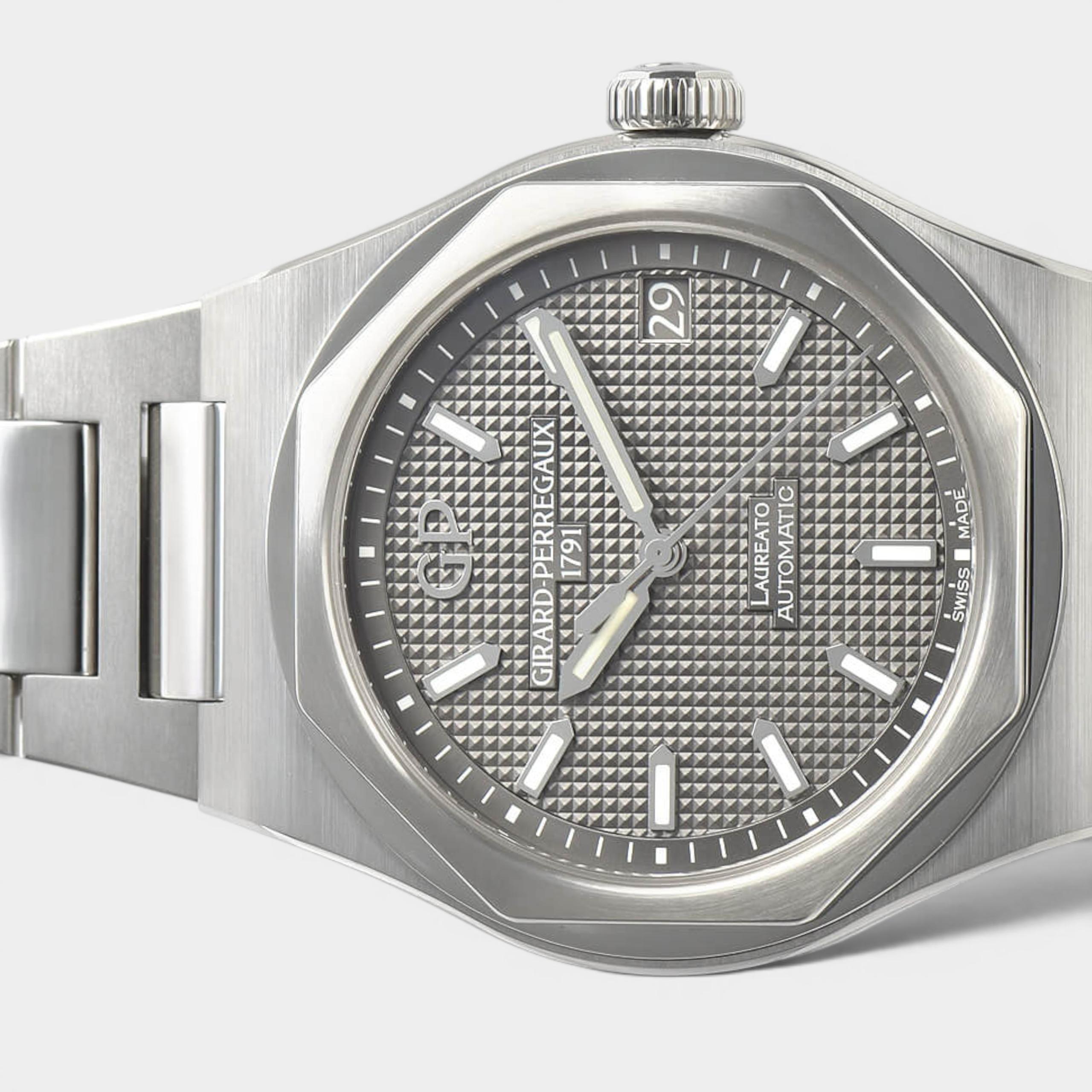 Girard Perregaux Laureato