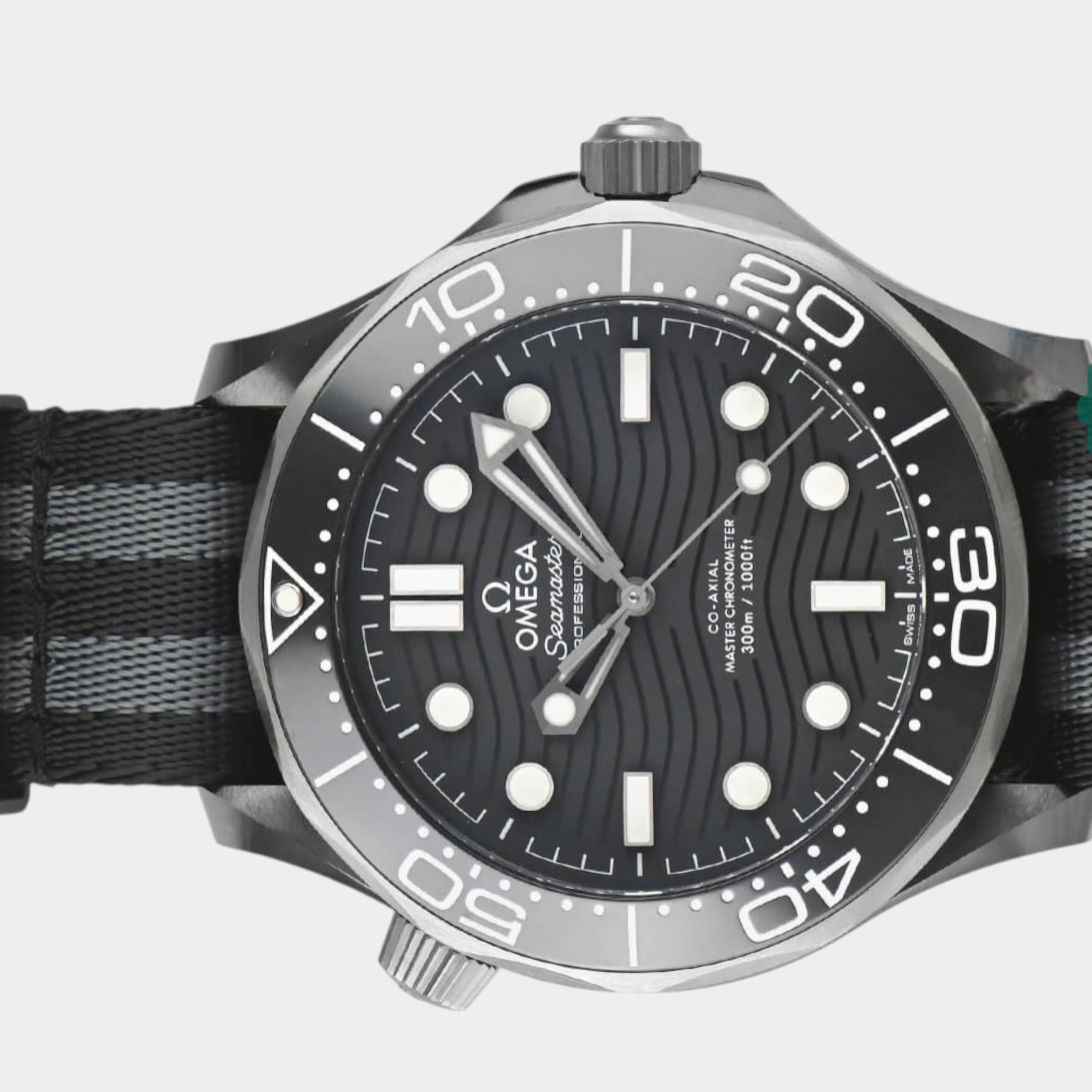 Omega Seamaster Diver 300 M 210.92.44.20.01.002 | Black Dial Used (Very good) Men's watch/Unisex Buy in Switzerland