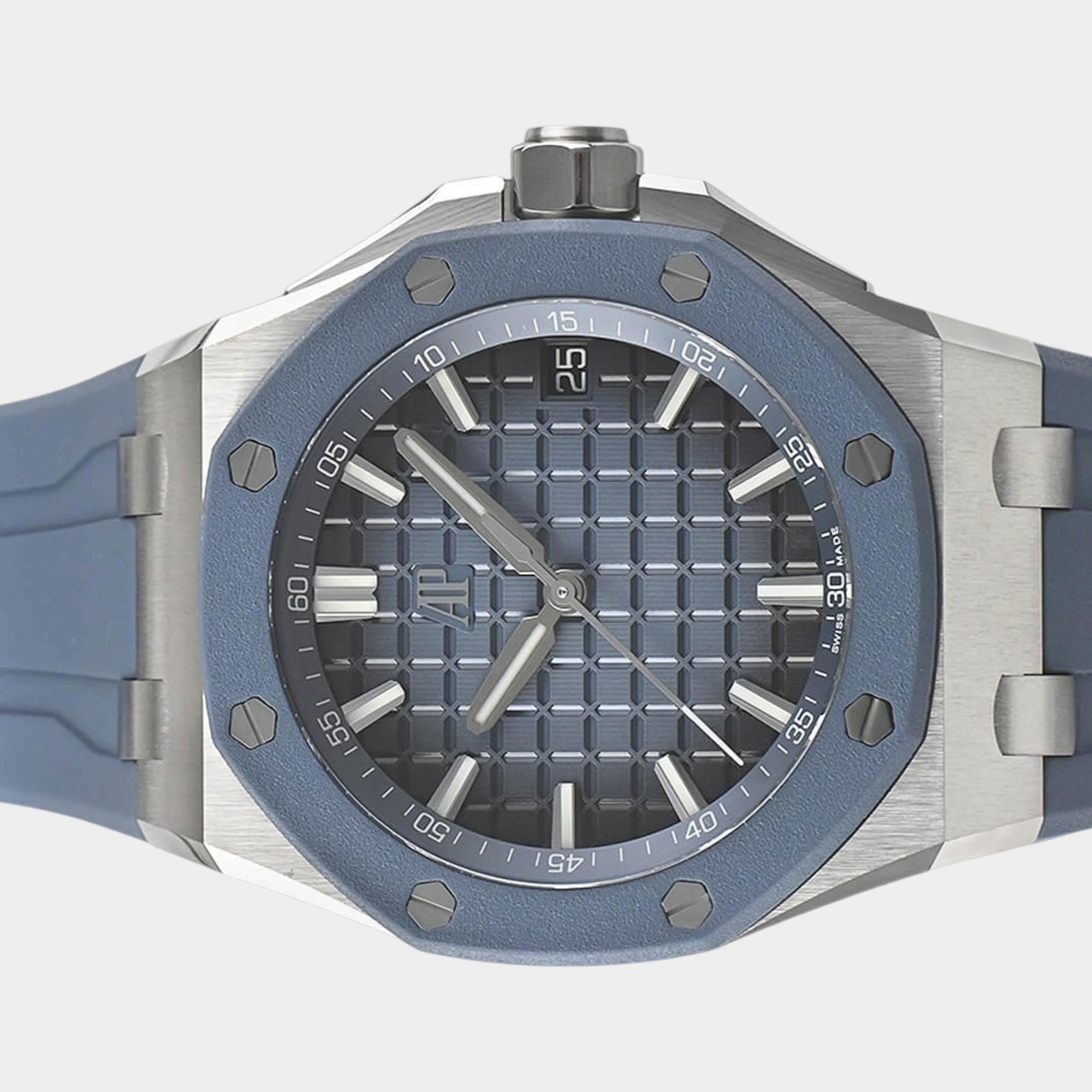Audemars Piguet Royal Oak Offshore 15605SK.OO.A350CA.01 | Blue Dial Used (Very good) Men's watch/Unisex Buy in Switzerland