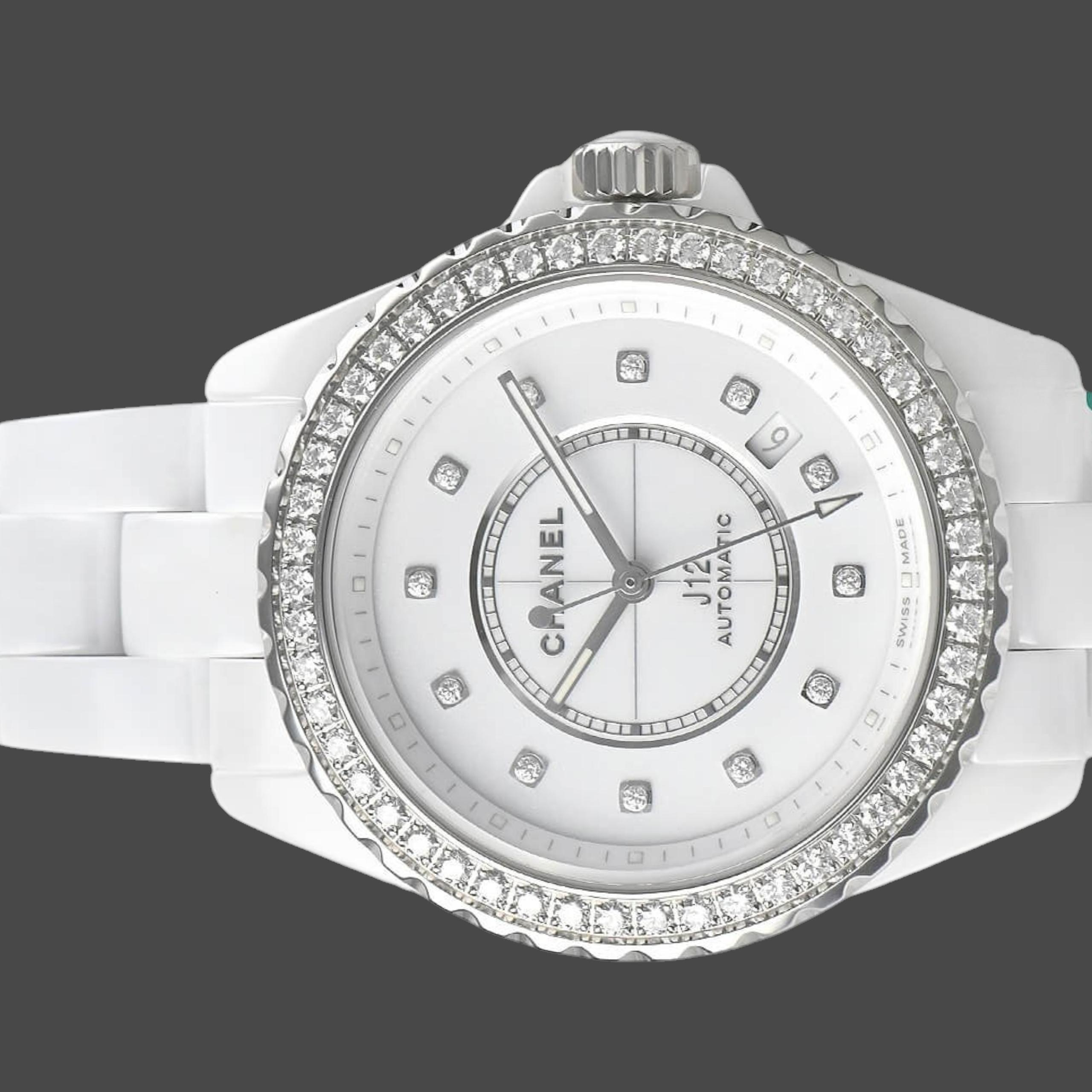 Chanel J12