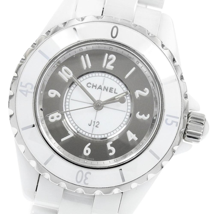 Chanel J12