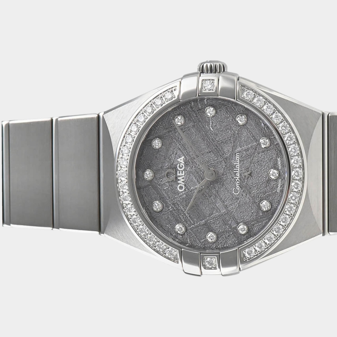 Buy Omega 131.15.28.60.99.001 | 28 mm, Like new & unworn — Switzerland