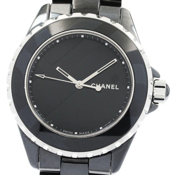 Chanel J12