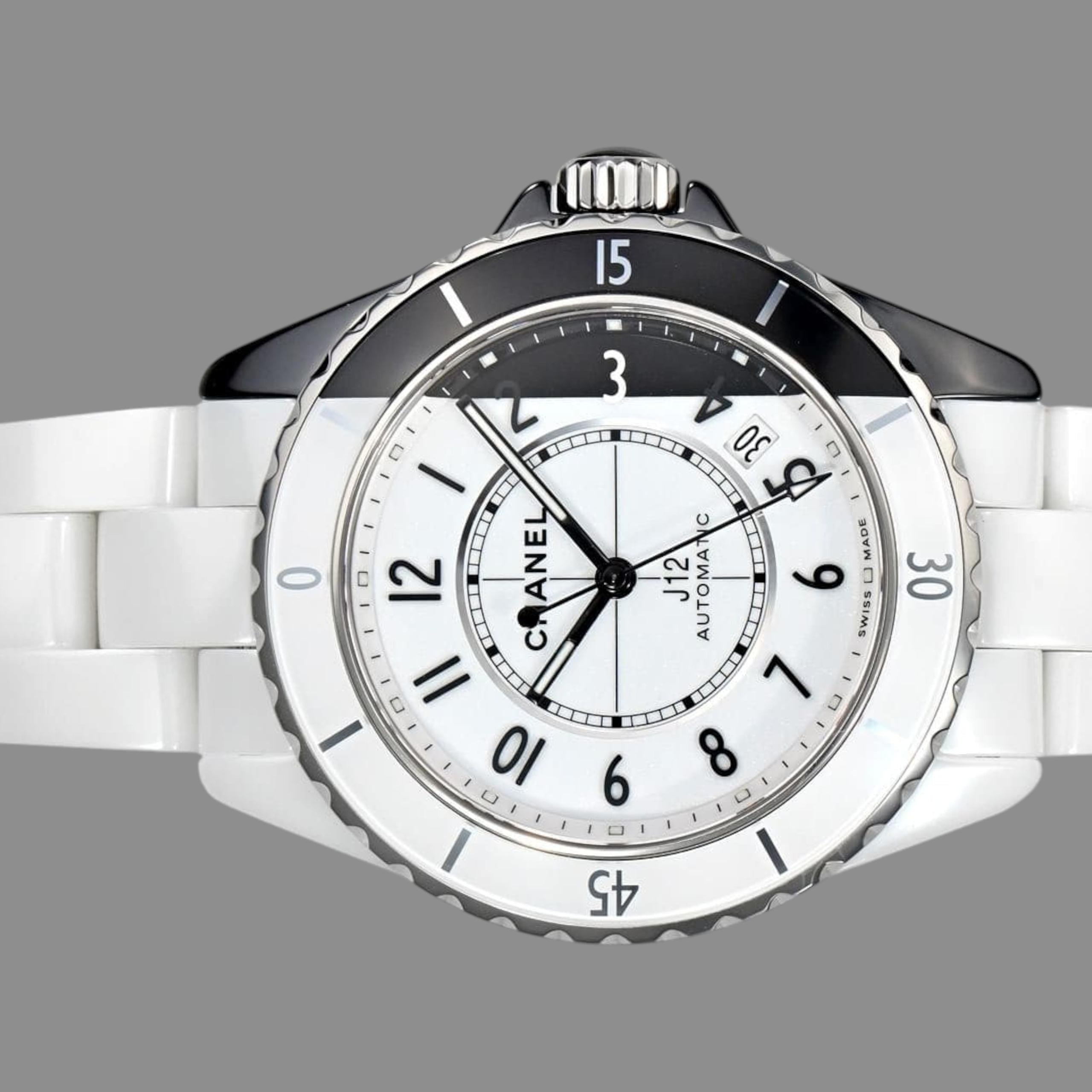 Chanel J12 H6515 | 38 mm, Used (Very good) — Switzerland