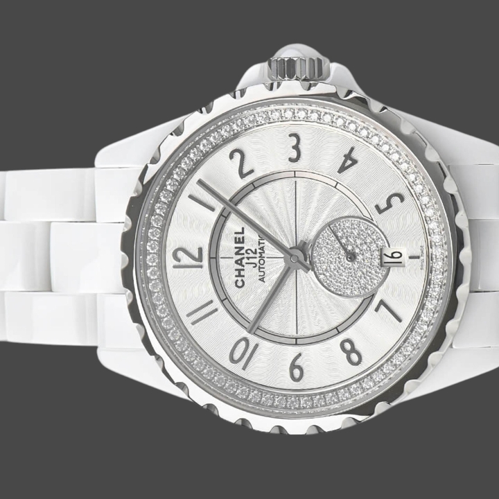 Chanel J12