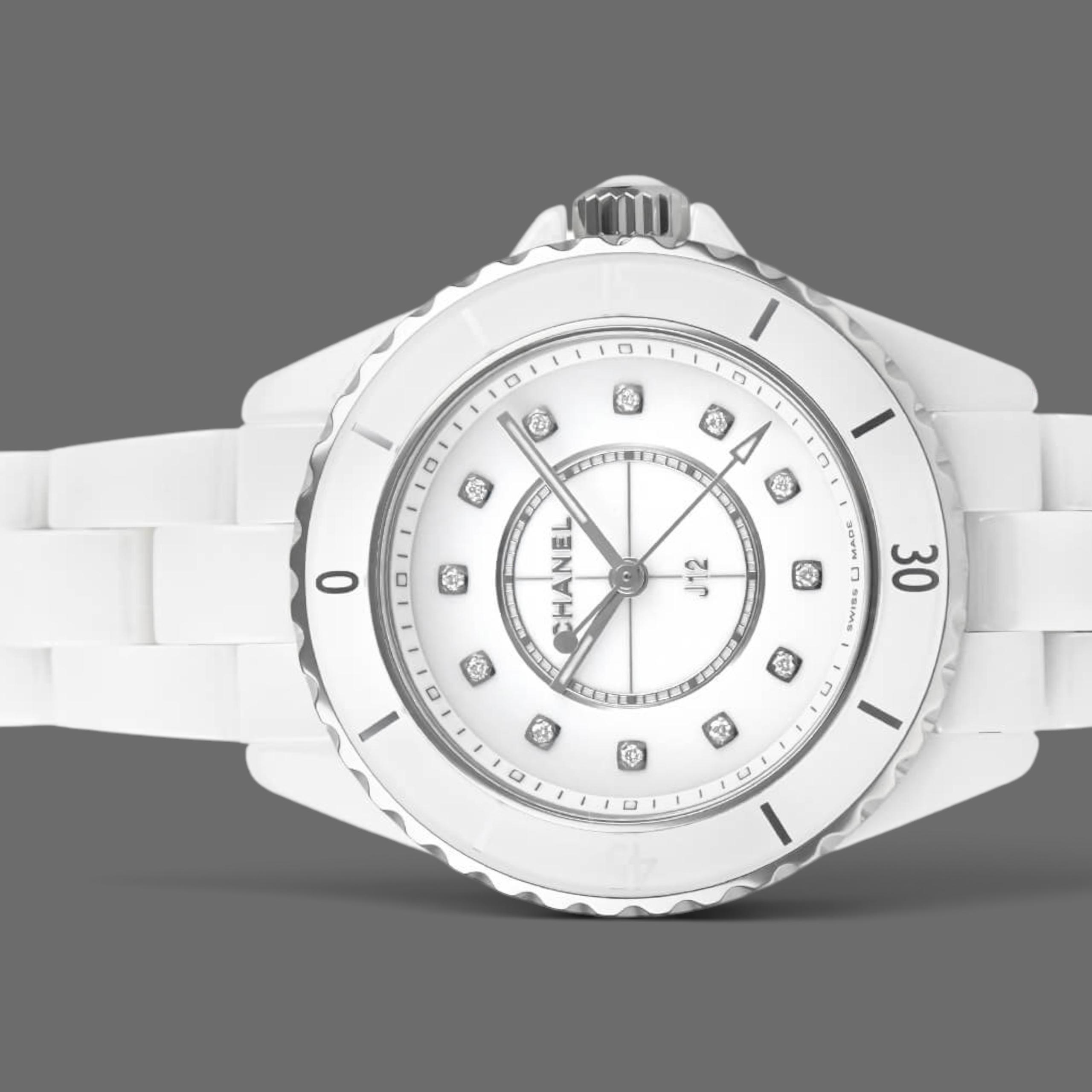 Chanel J12