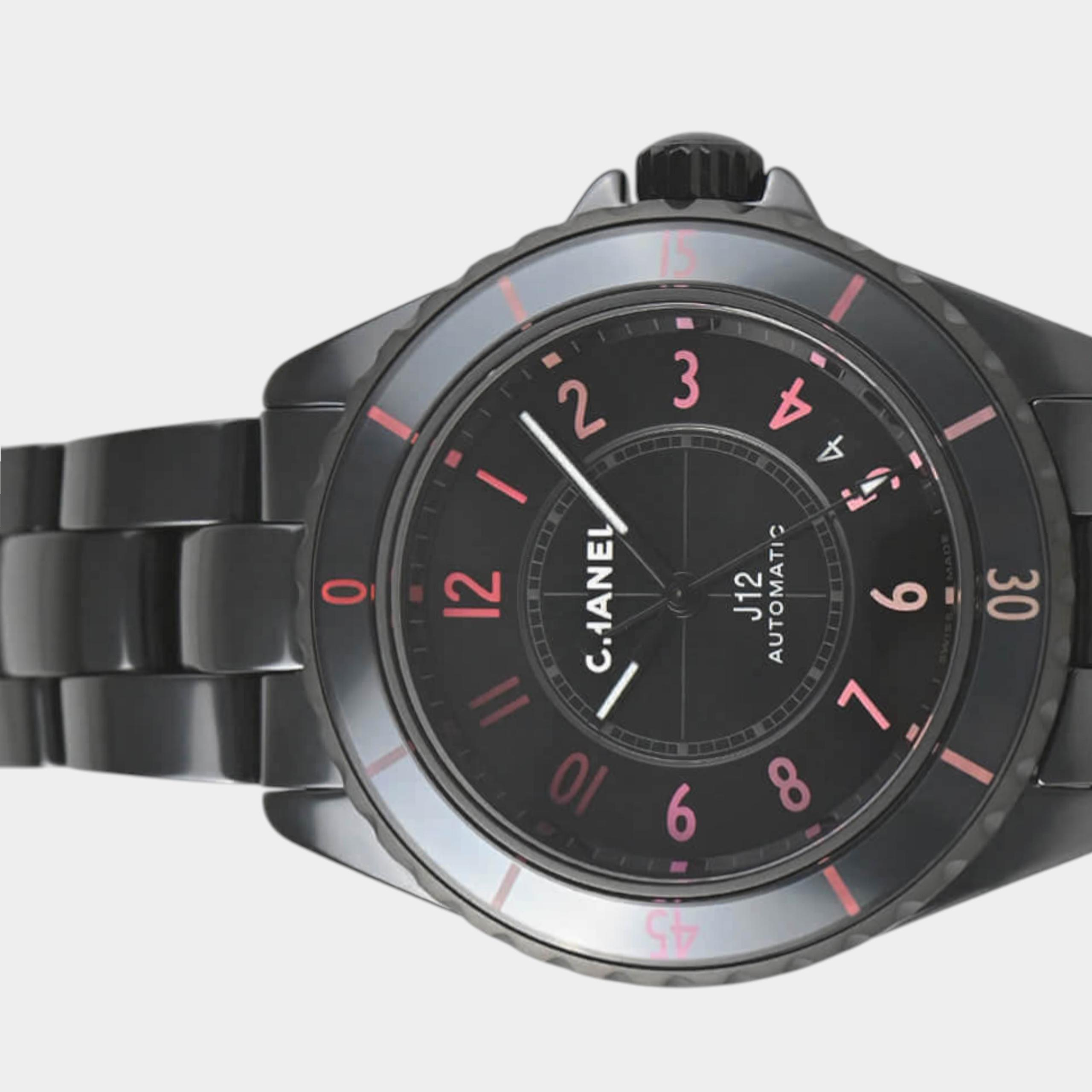 Chanel J12