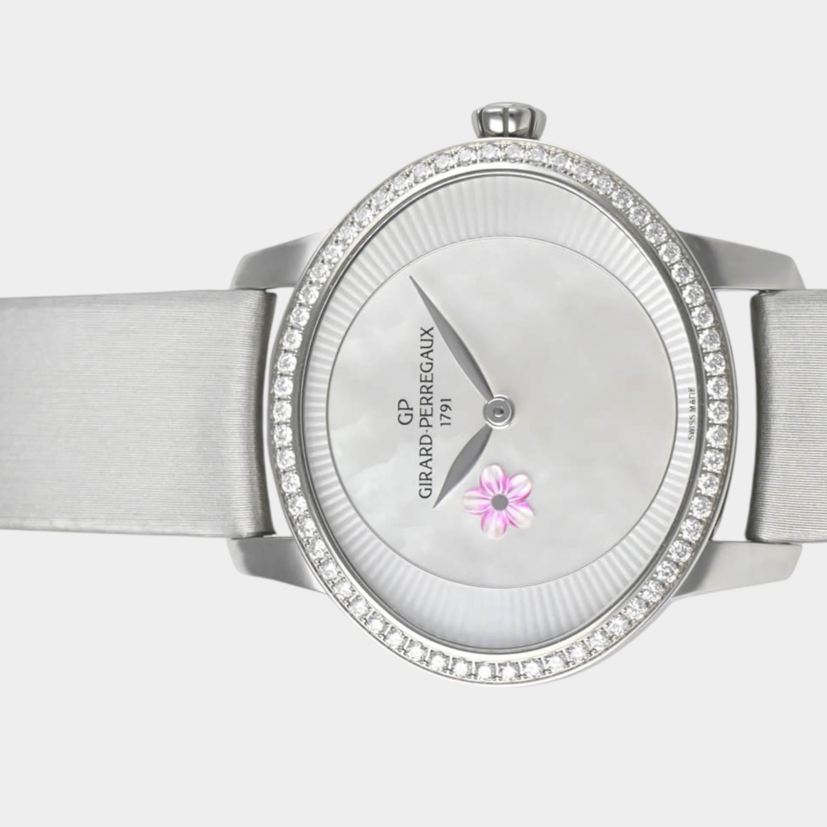 Girard Perregaux Cat's Eye | 30.4 x 35.4 mm, Like new & unworn — Switzerland