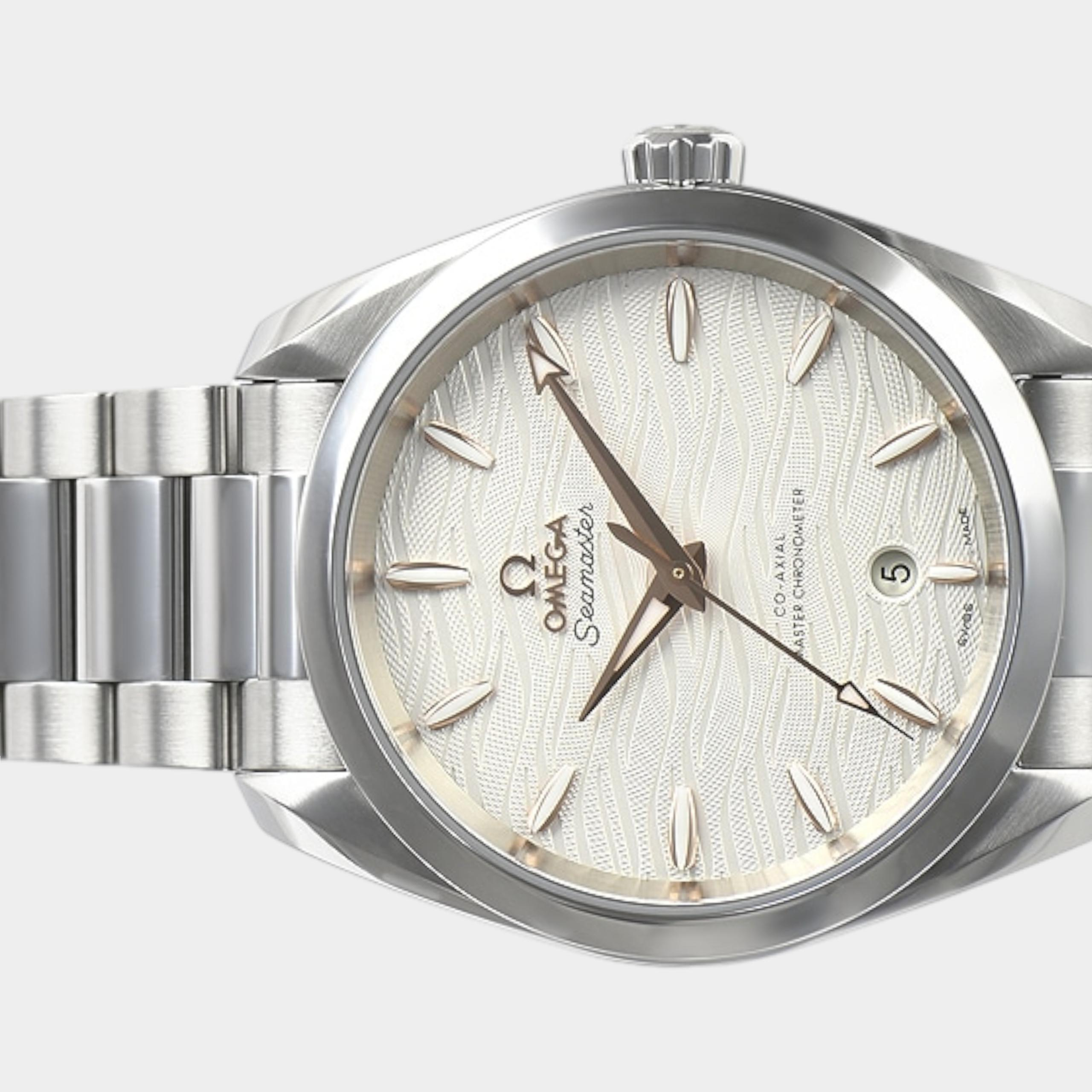 Omega Seamaster Aqua Terra 220.10.38.20.02.002 | 38 mm, Like new & unworn — Switzerland