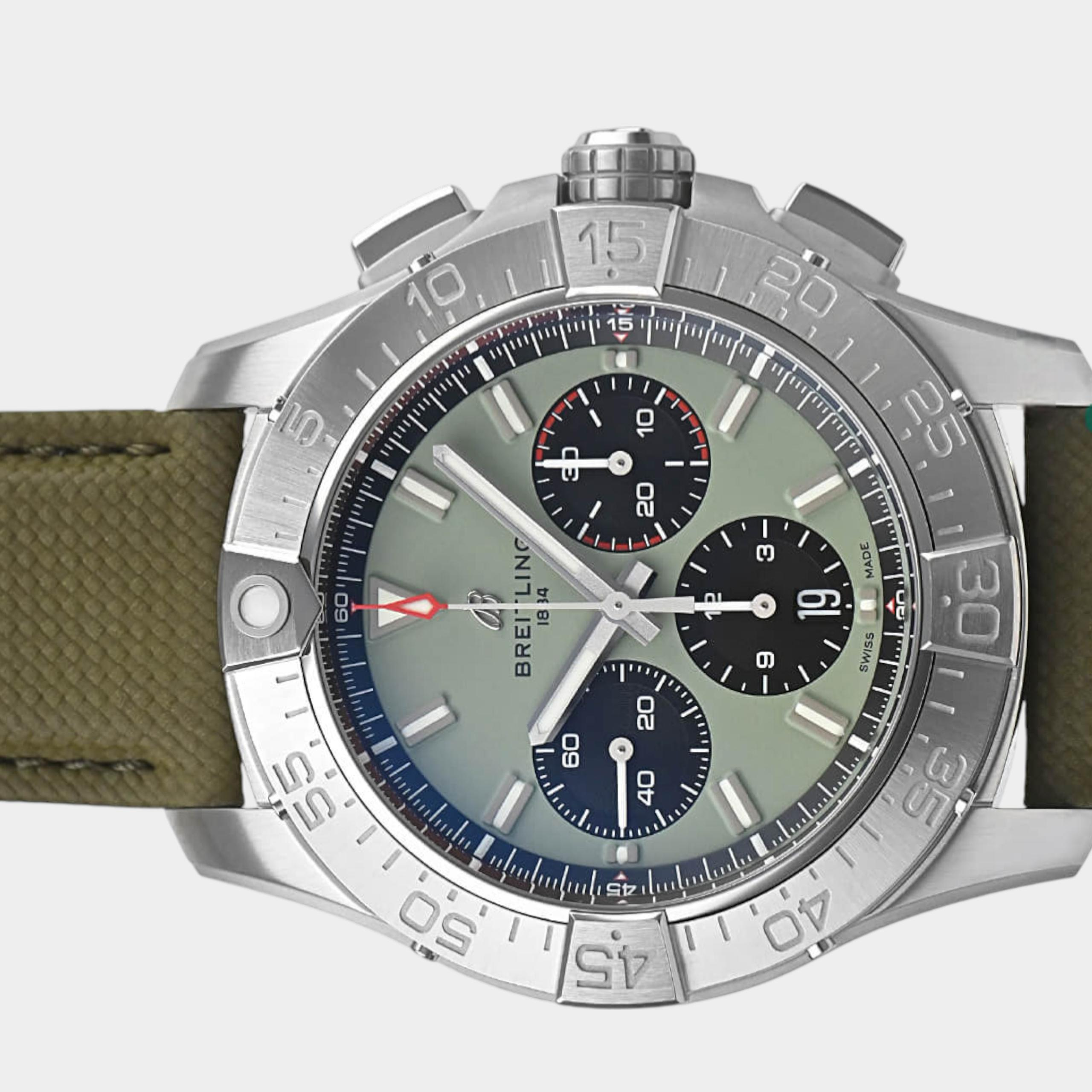 Breitling Avenger