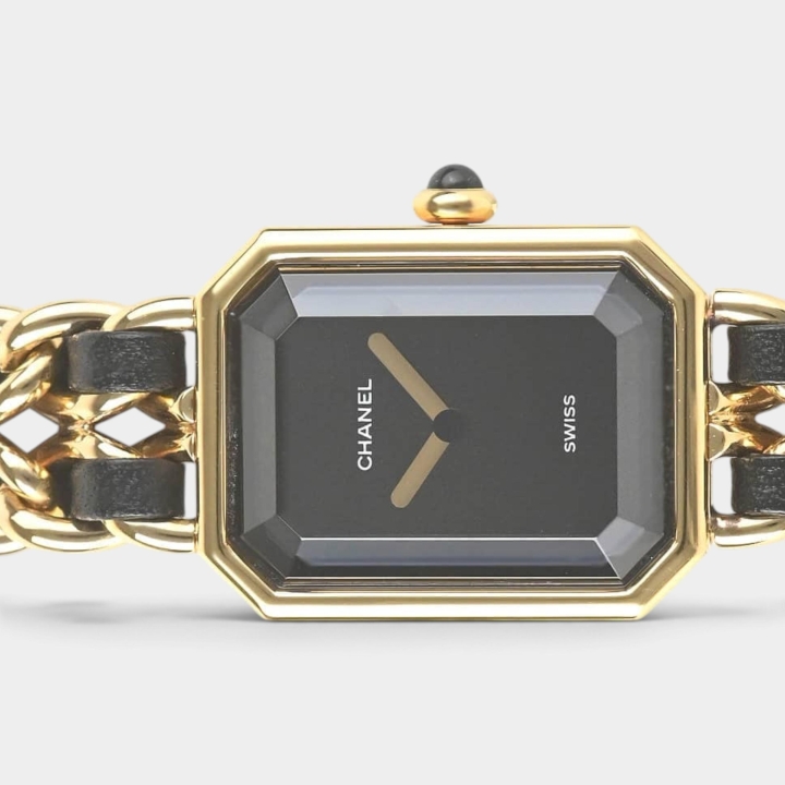 Chanel Première