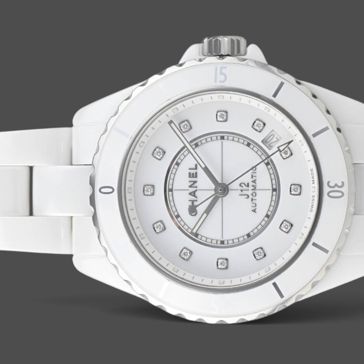 Chanel J12