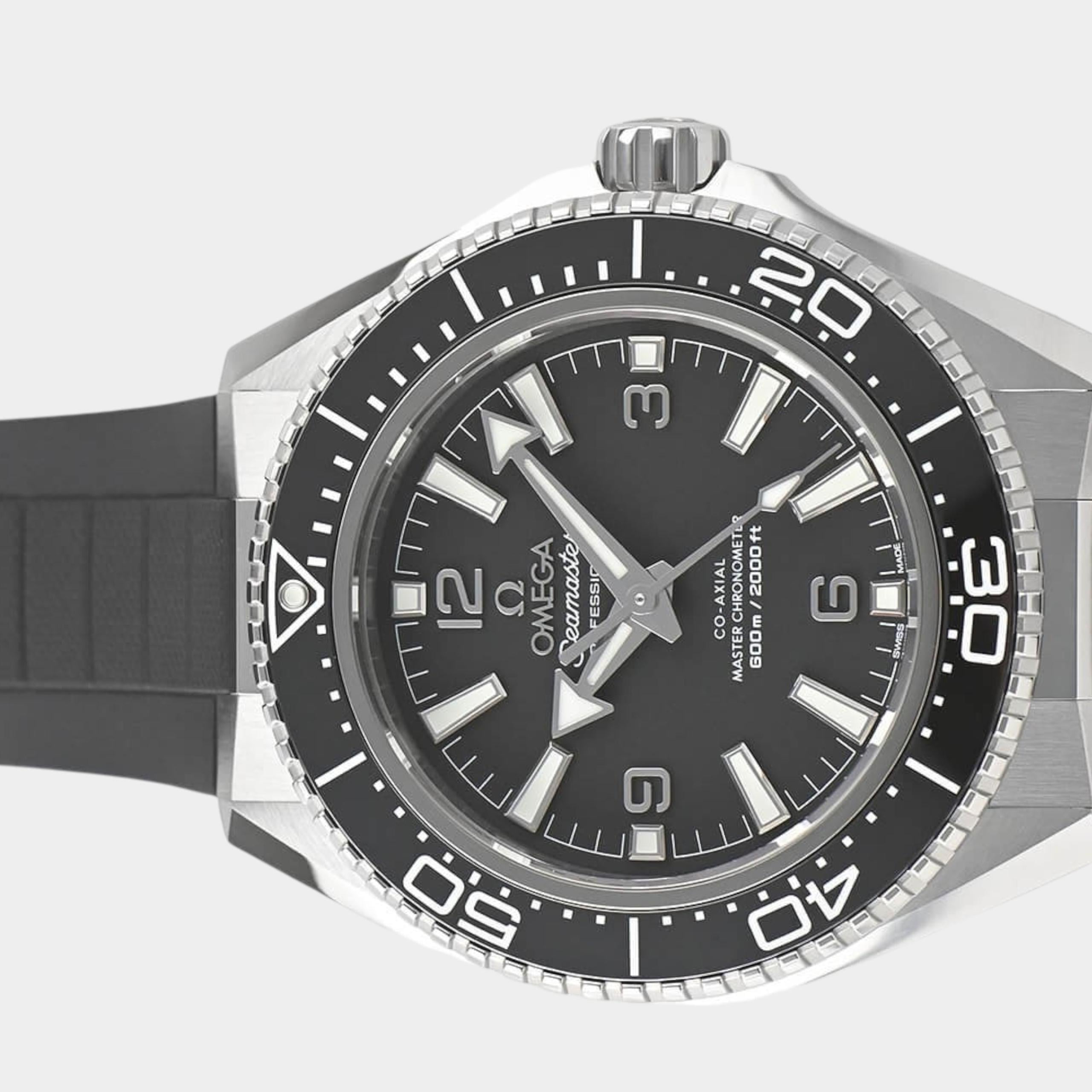 Omega Seamaster Planet Ocean 217.32.42.21.01.001 | 42 mm, Like new & unworn — Switzerland