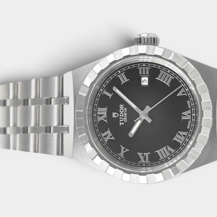 Tudor Royal