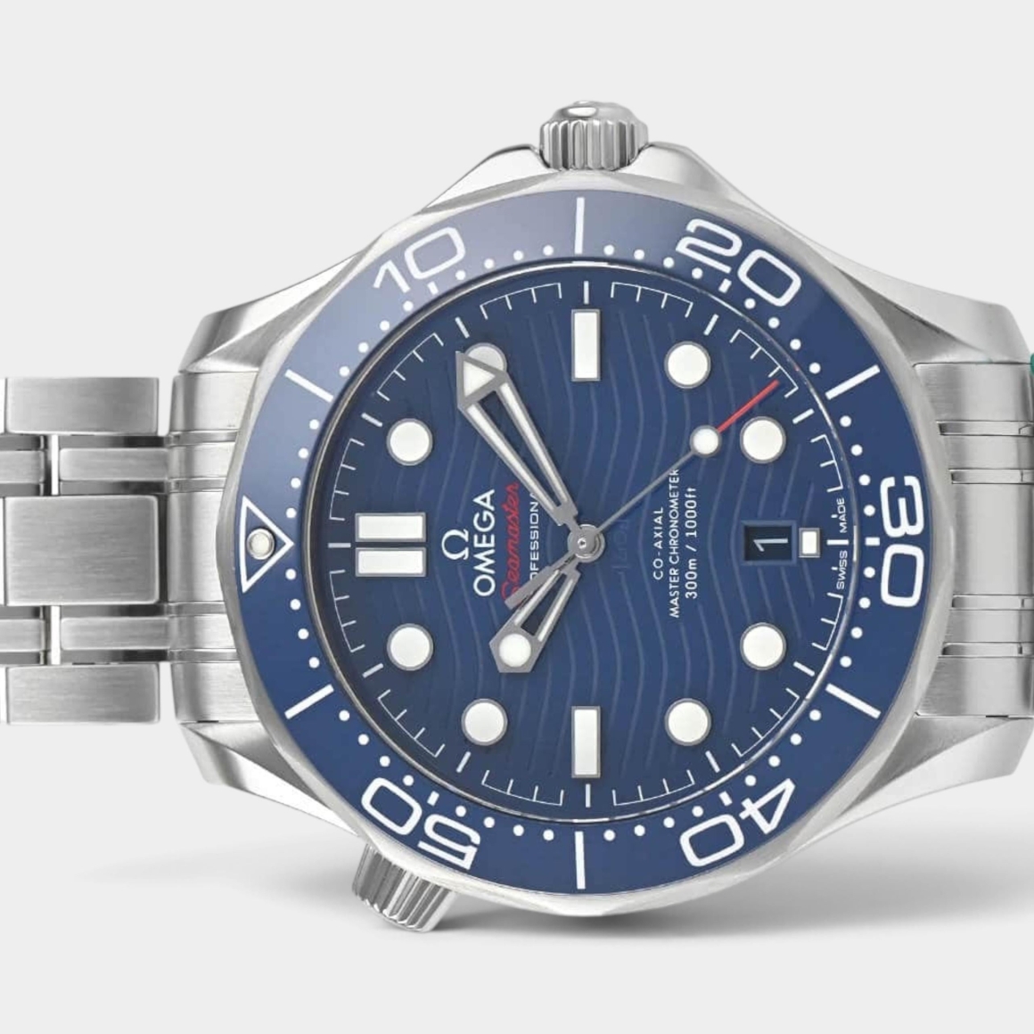 Buy Omega Seamaster Diver 300 M | 42 mm, Used (Very good) in Switzerland