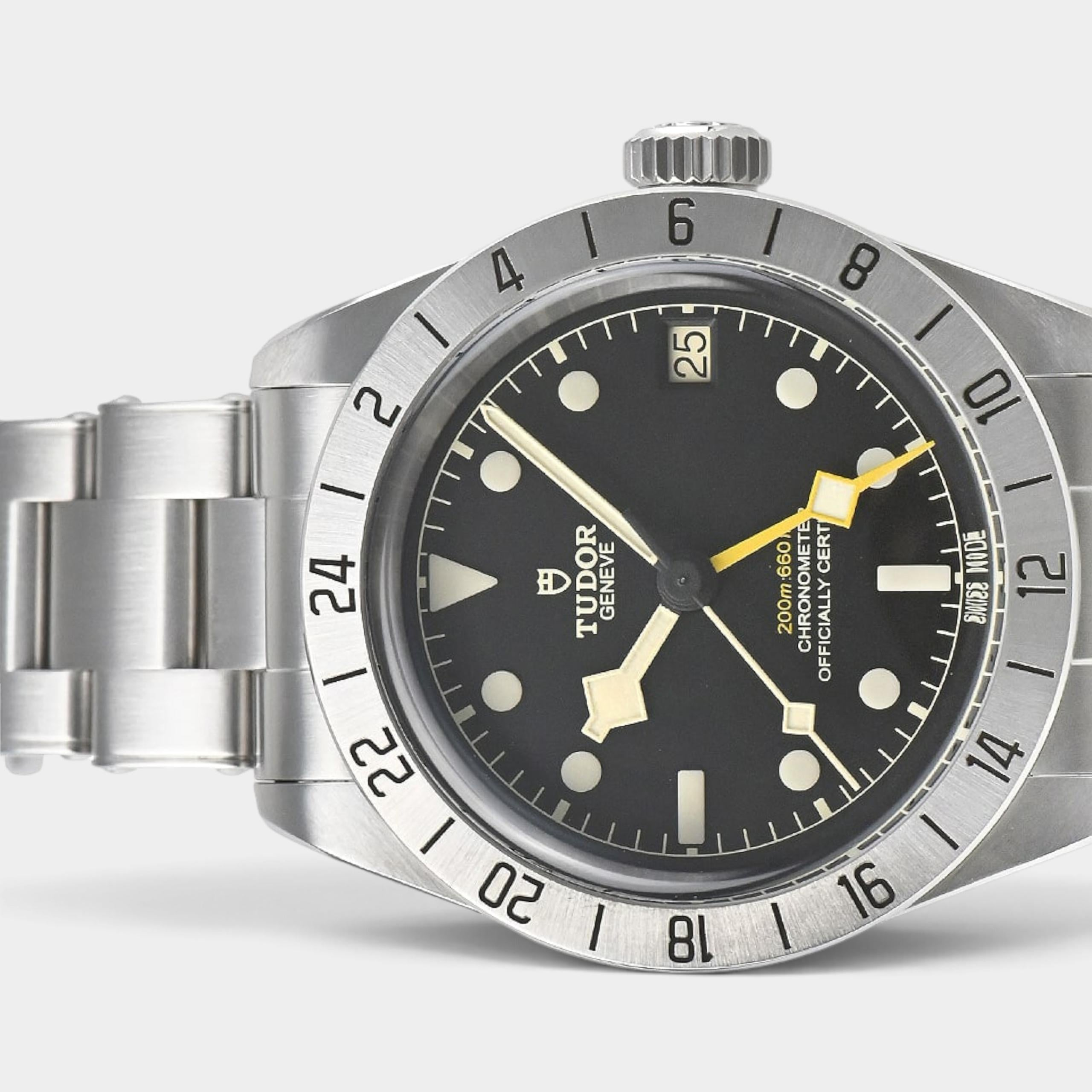 Tudor Black Bay Pro M79470-0001 | 39 mm, Used (Very good) — Switzerland