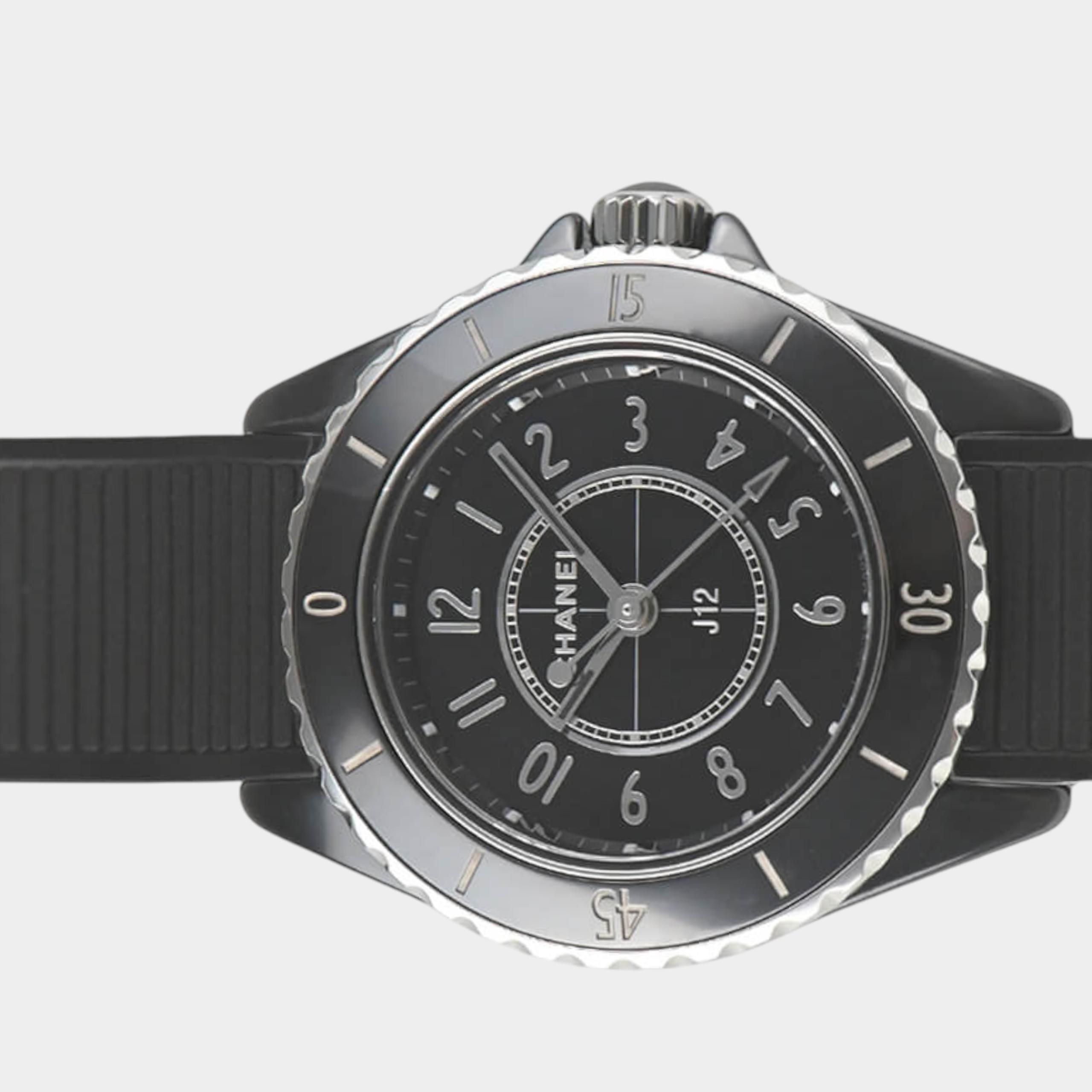 Chanel J12