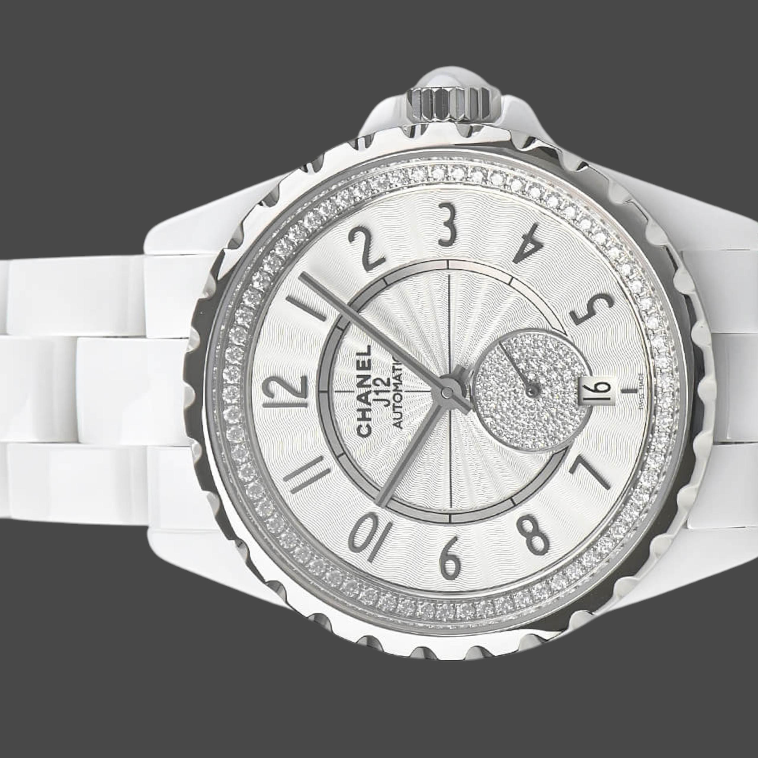Chanel J12