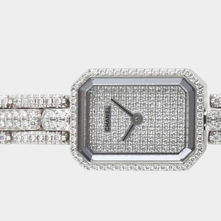 Chanel Première