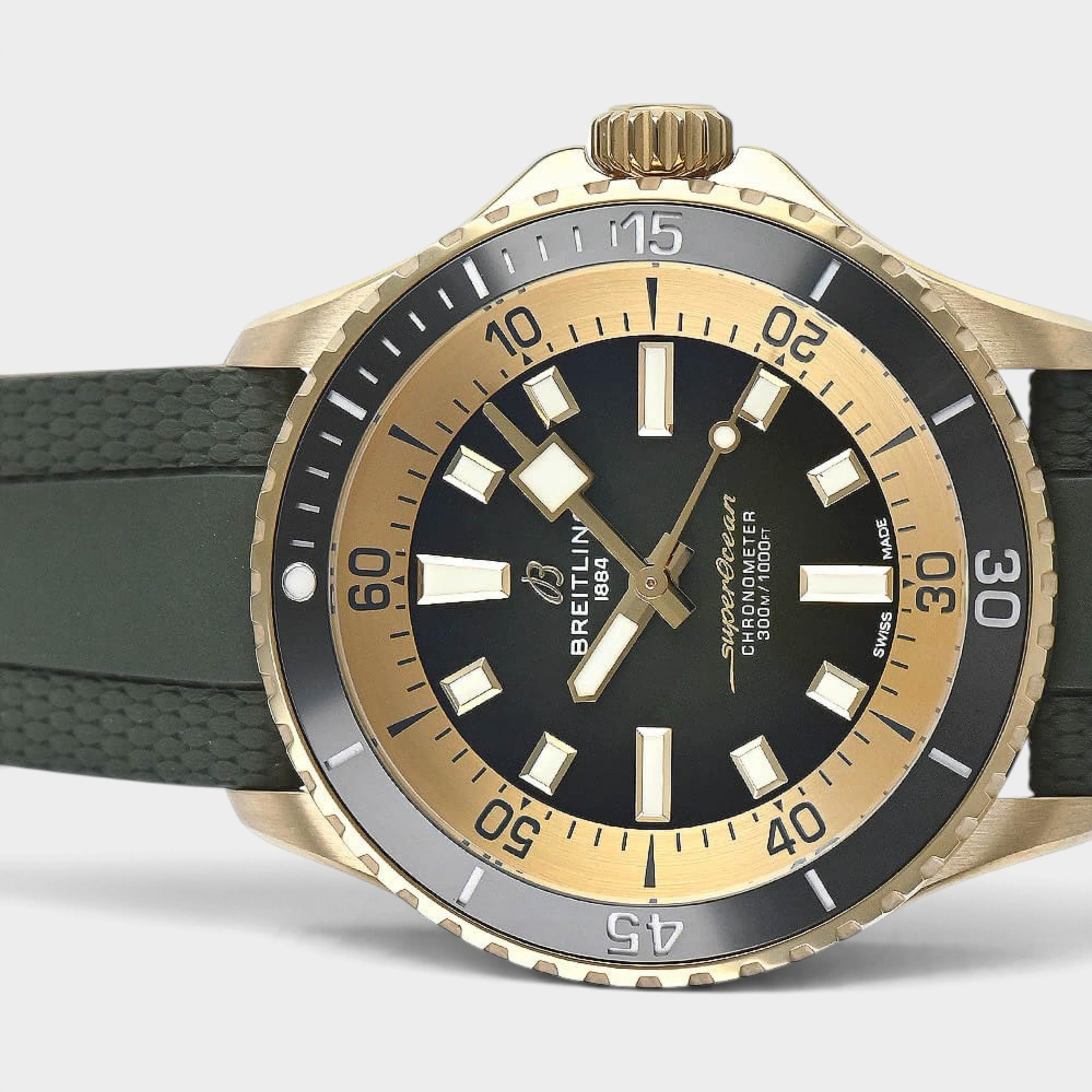 Breitling Superocean N17375201L1S1 | Green Dial Used (Very good) Men's watch/Unisex Buy in Switzerland