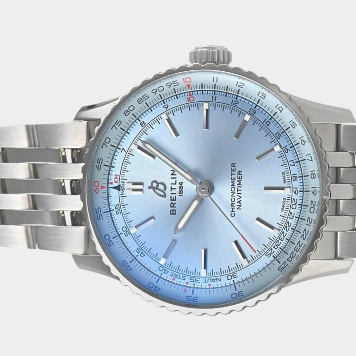 Breitling Navitimer