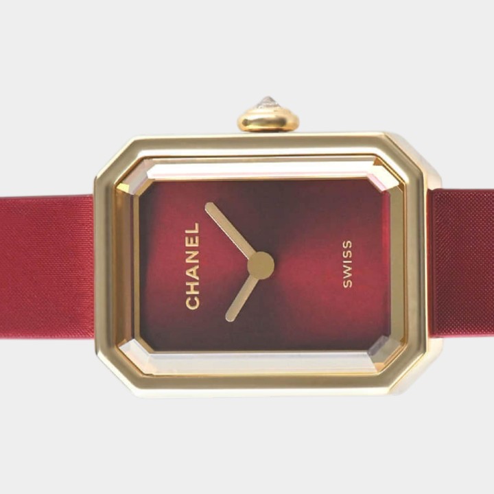 Chanel Première