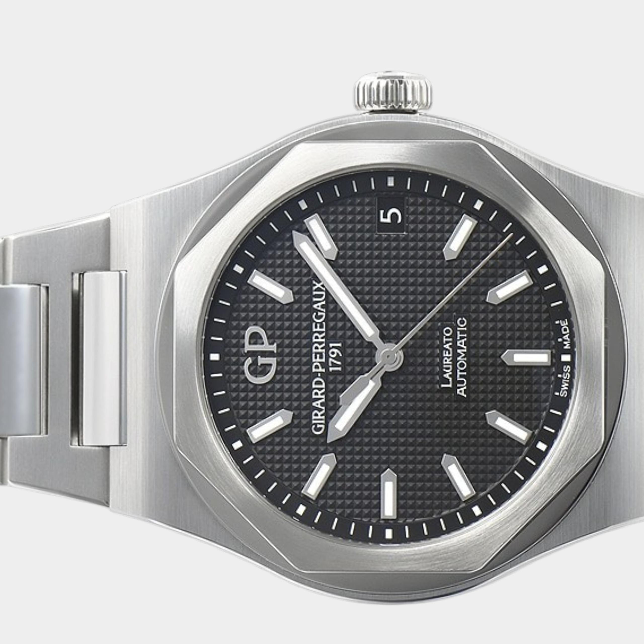 Girard Perregaux Laureato