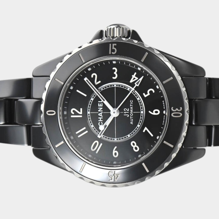 Chanel J12