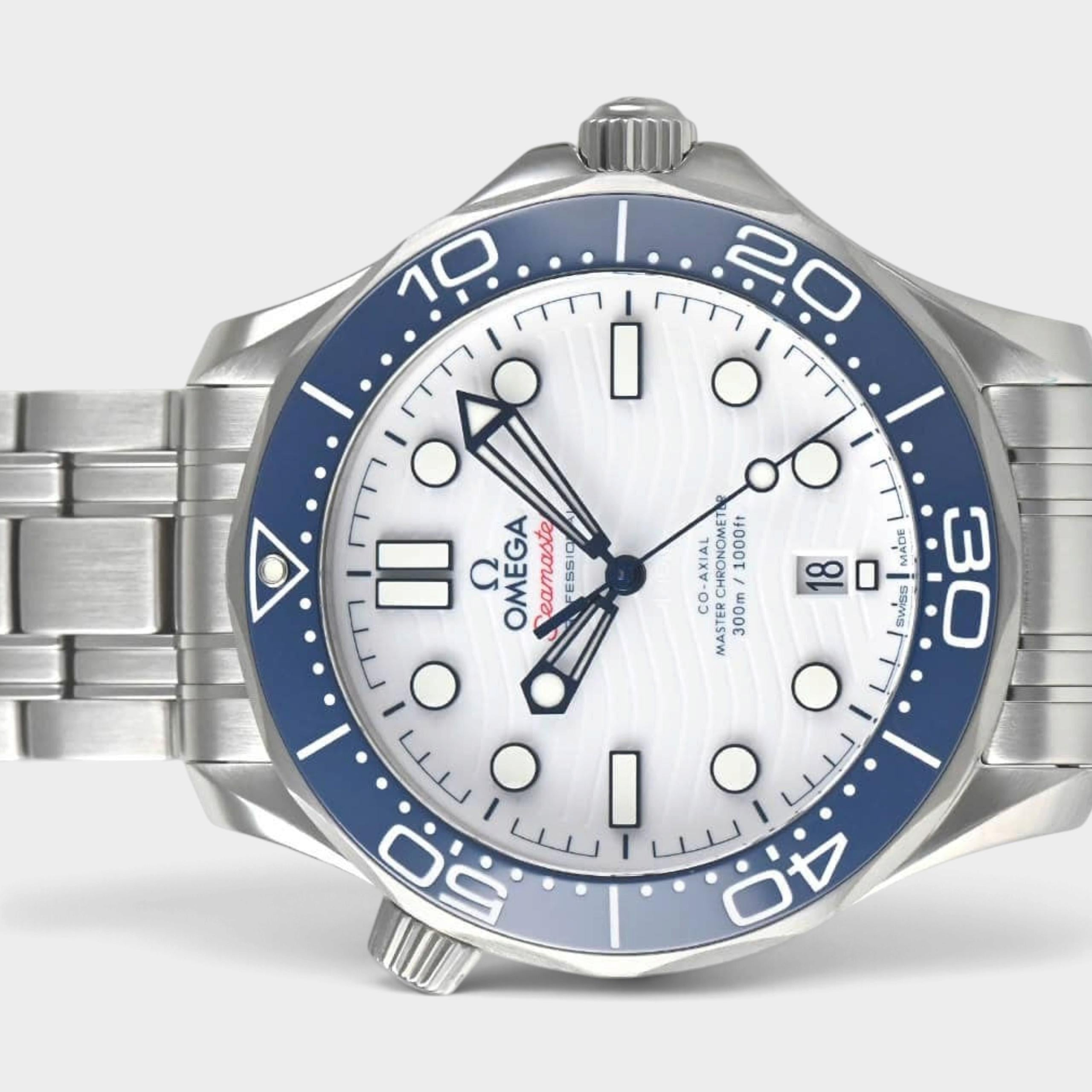 Omega Seamaster Diver 300 M 522.30.42.20.04.001 | 42 mm, Used (Very good) Men's watch/Unisex — Buy in Switzerland