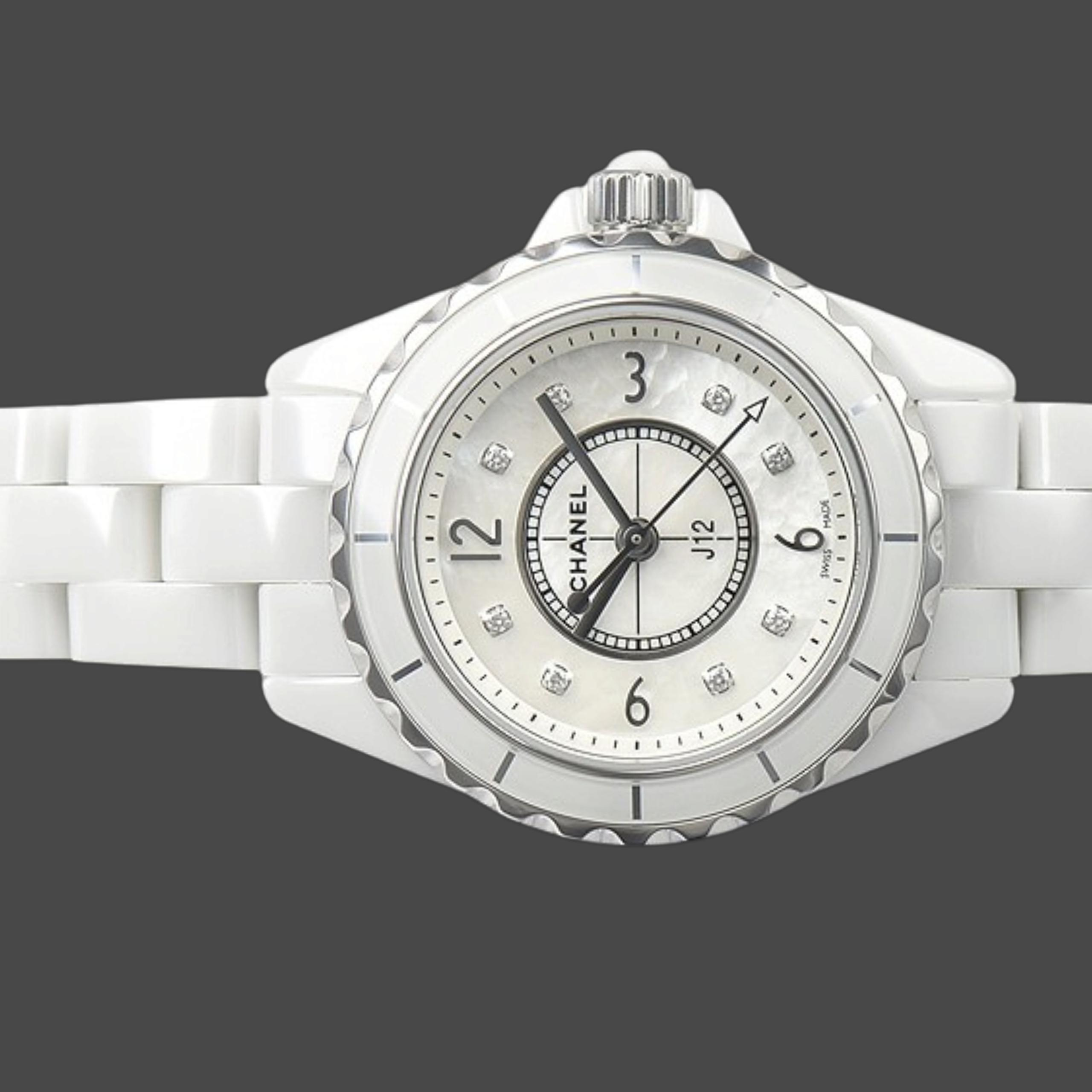 Chanel J12