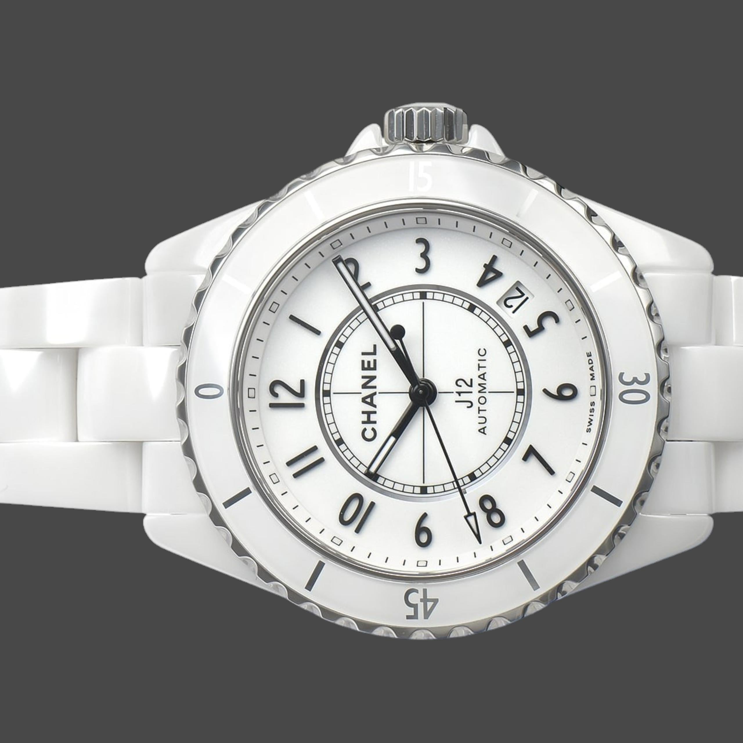 Chanel J12
